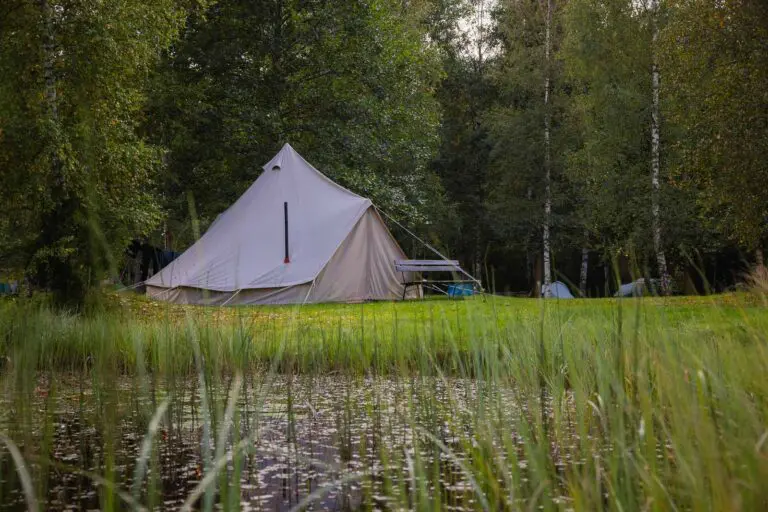 glamping tipi